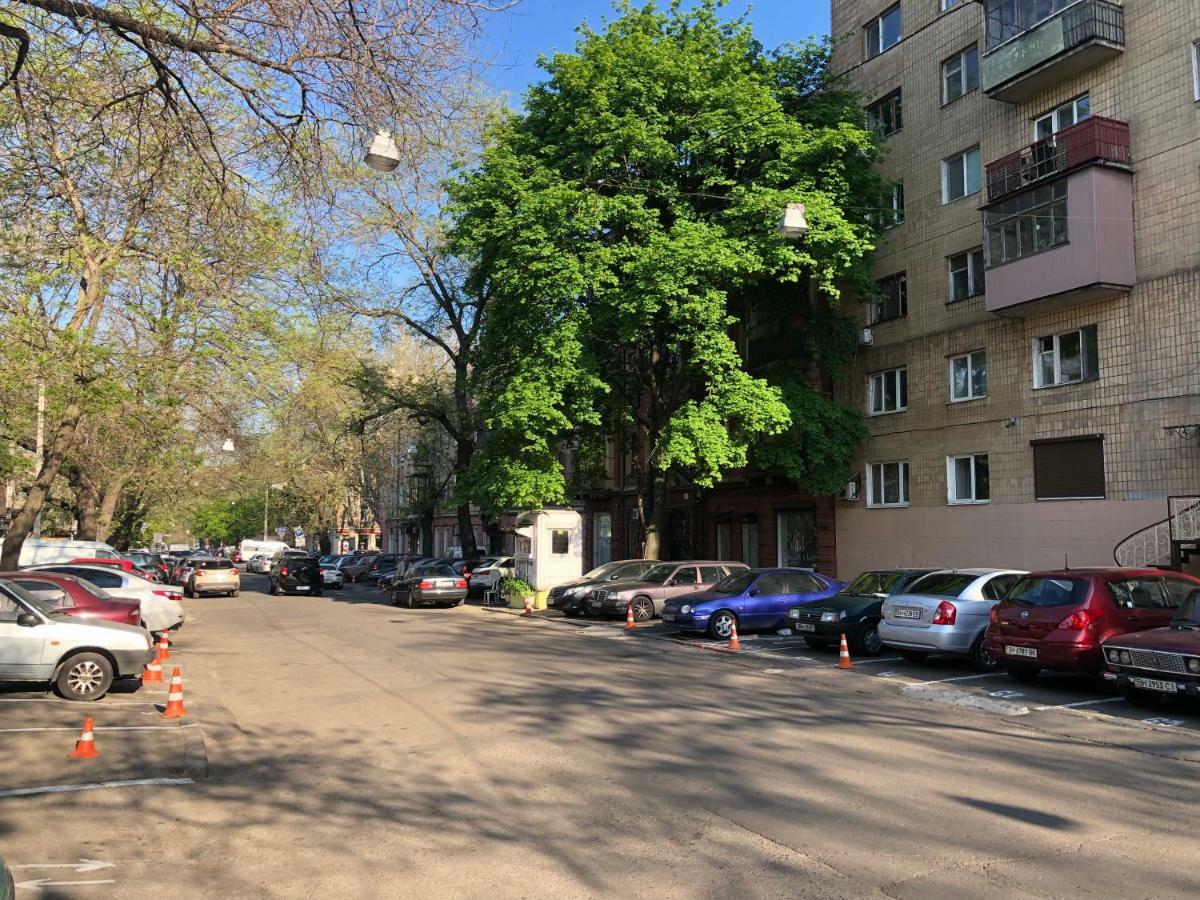 Center City Apartment Odessa Eksteriør bilde